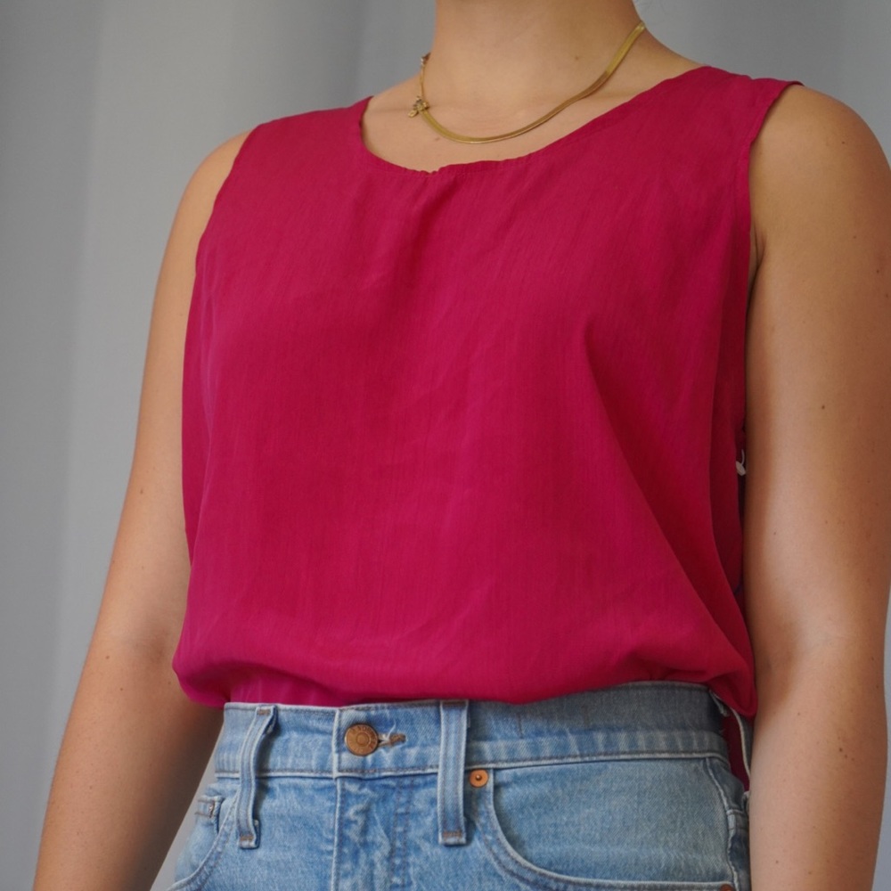 Lightweight fuchsia blouse size M